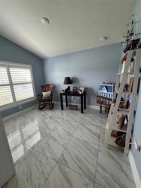 Building Photo - 8680 Pavia St