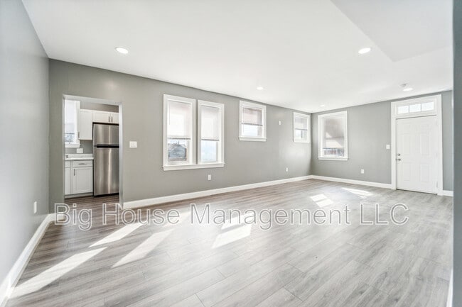 Photo - 4806 Liberty Heights Ave Apartment