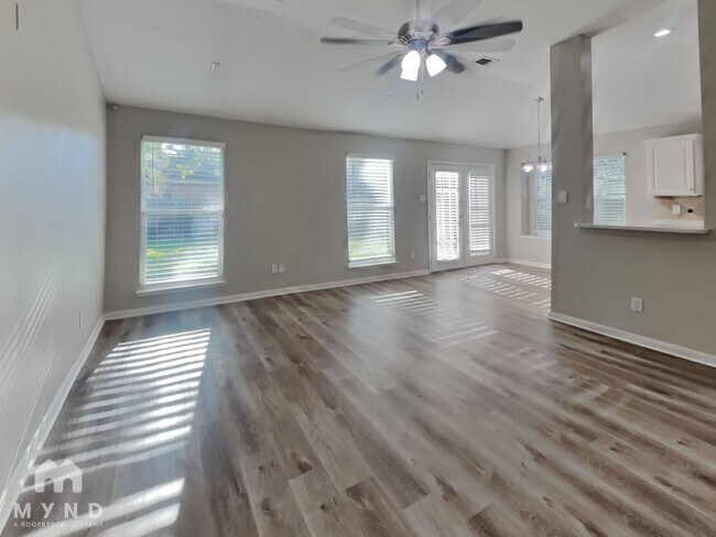 Foto del edificio - 234 Hartford Ln