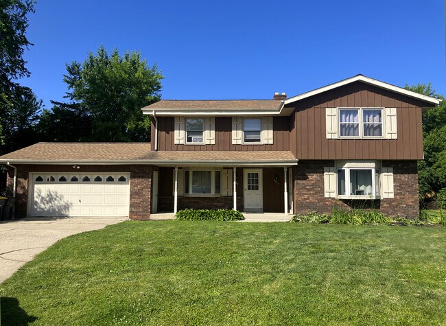 Foto del edificio - 2711 Albany Ct