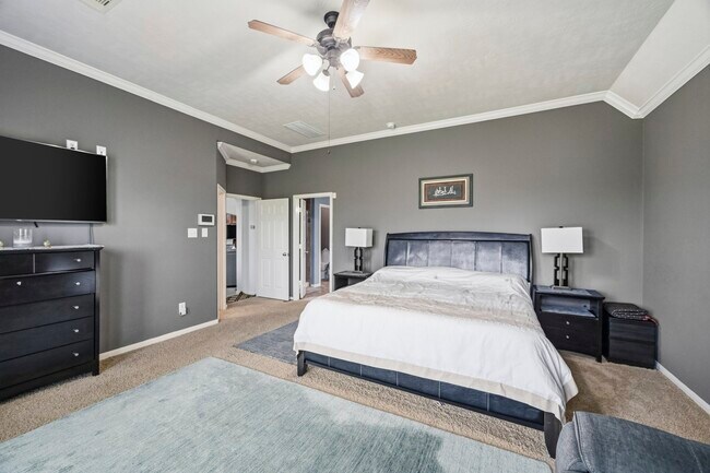 Building Photo - 14403 Lakepointe Bend Ln
