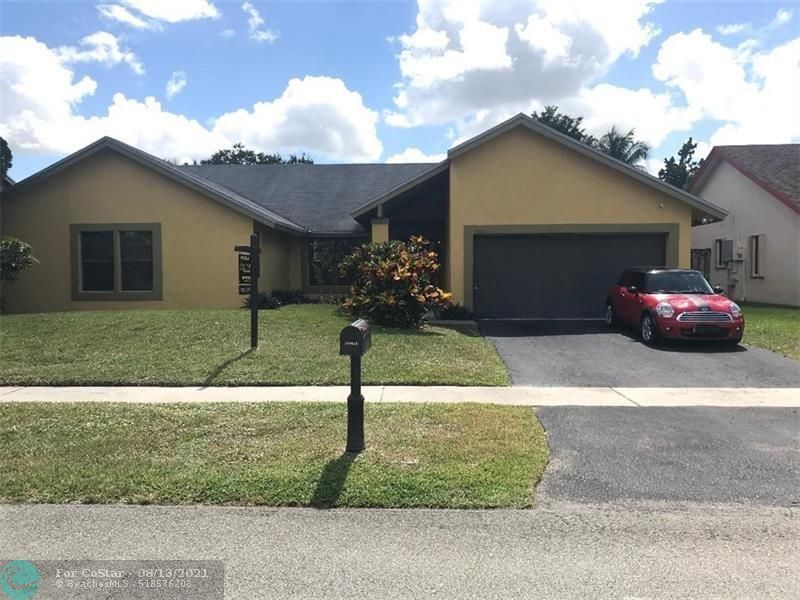 7422 NW 47th Pl, Lauderhill, FL 33319 House for Rent in Lauderhill, FL