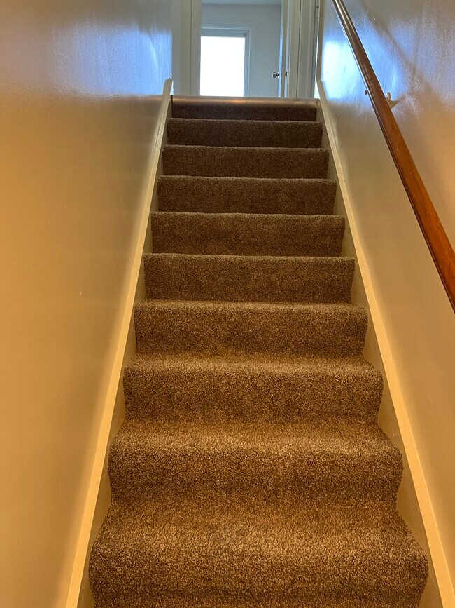 Foto del edificio - 375 E Park Dr