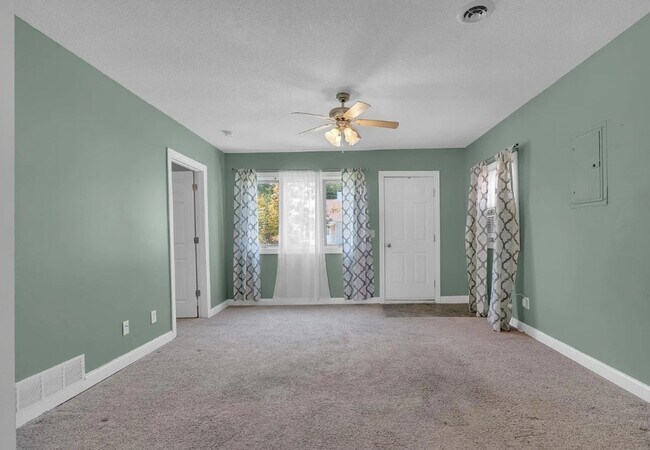 Foto del edificio - Great one bedroom - Located in Rock Island