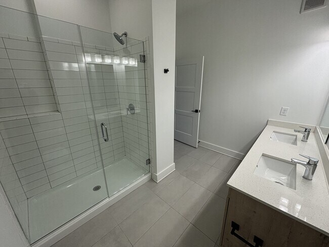 Interior Photo - The Argos Apartments on The Beltline