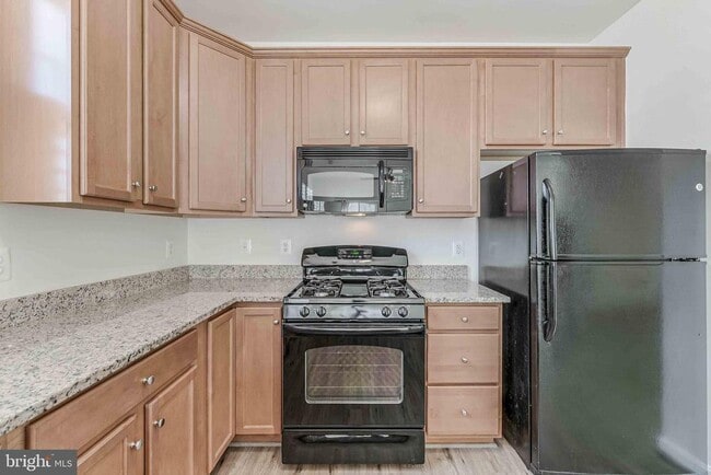 Building Photo - 42235 San Juan Terrace