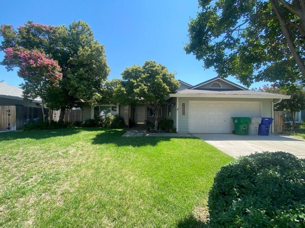 Primary Photo - 3154 Larch Dr