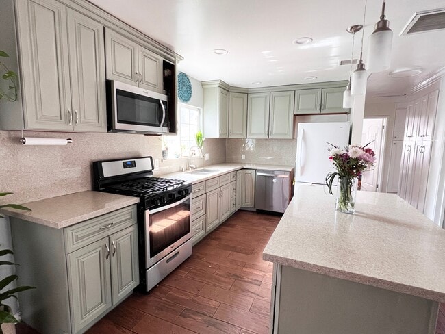 Foto del edificio - 14148 Community St