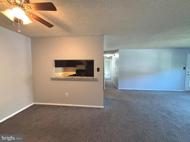 Foto del edificio - 4317A Aberdeen Dr