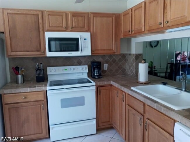 Building Photo - 3001 Sandpiper Bay Cir