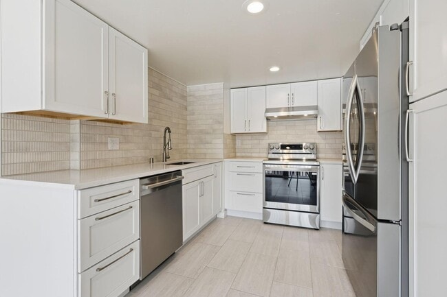 Building Photo - 709 Copper Dr