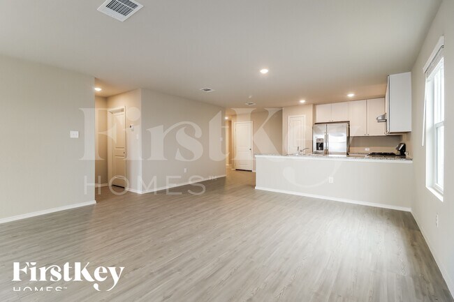 Foto del edificio - 13124 Thyme Wy