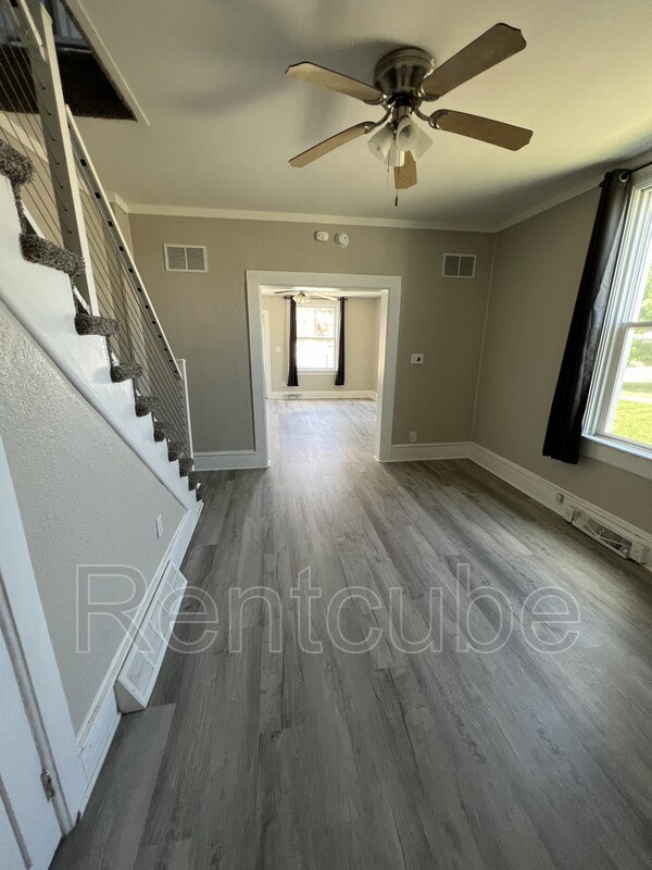 Foto del edificio - 1704 Rhomberg Ave