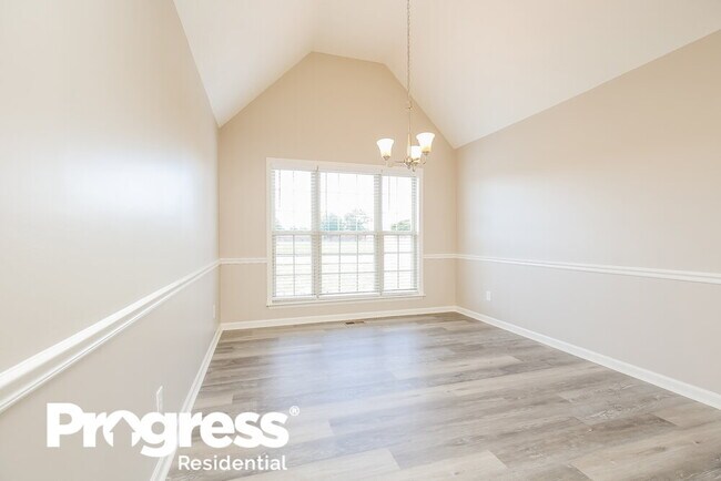 Building Photo - 1407 Cason Ln