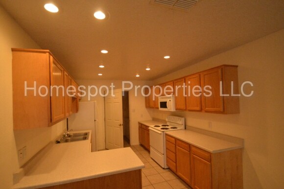 Foto del edificio - 905 S Boulder Ave
