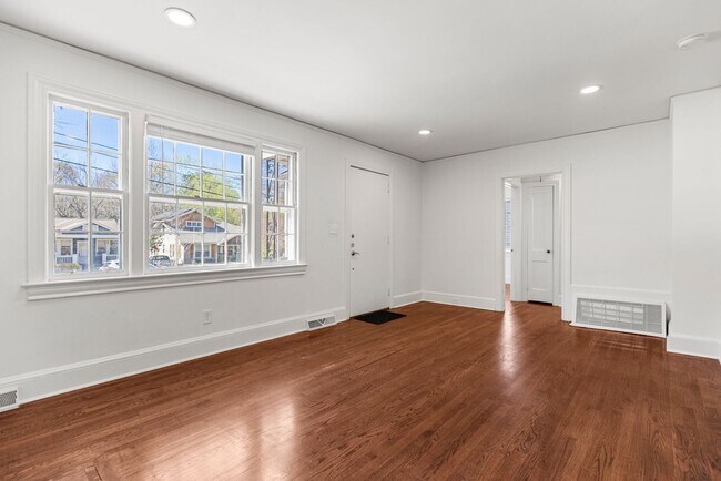 Foto del edificio - 202 Robinson St