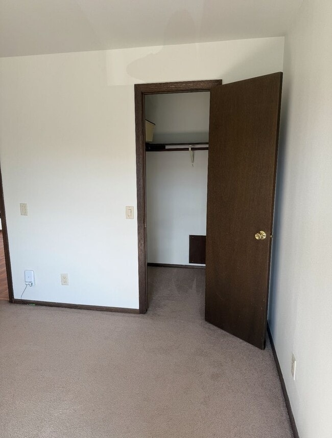 Interior Photo - Dale Street Apartments