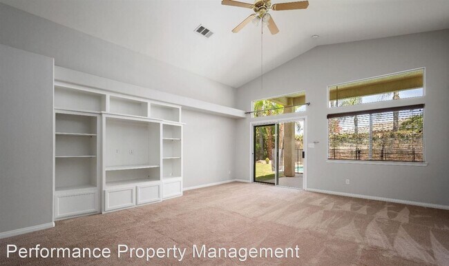 Foto del edificio - 4 br, 3 bath House - 11800 Wethersfield St.