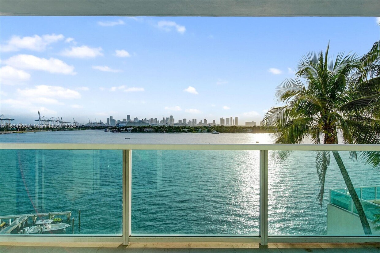Foto principal - 650 West Ave