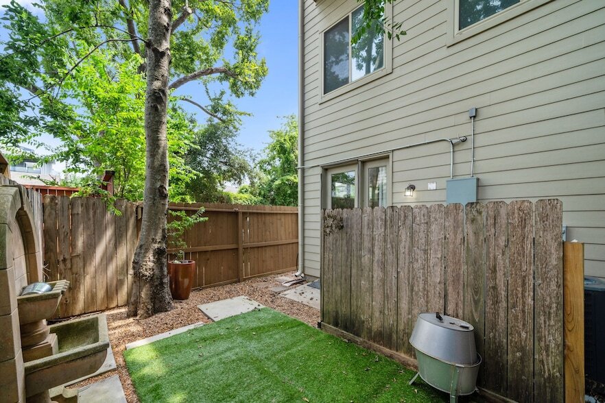 Foto principal - 1112 Andrews St