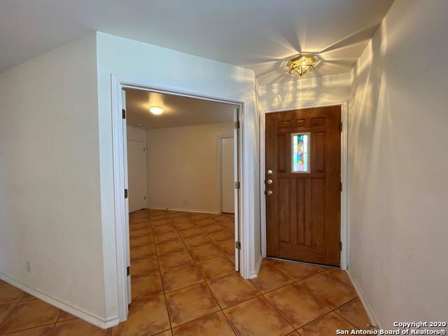 Building Photo - 4706 Crestwood Hill Dr