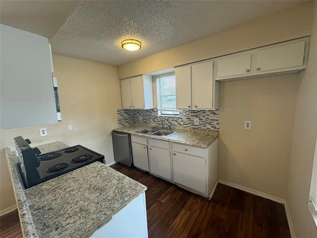 Foto del edificio - 2172 Knoll Crest Dr