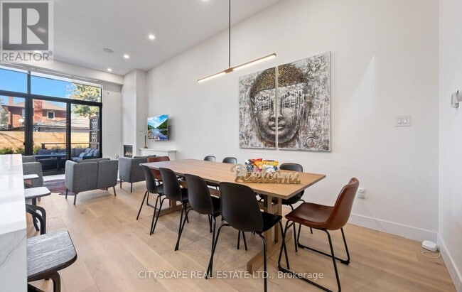 Building Photo - 2B Holmstead Ave