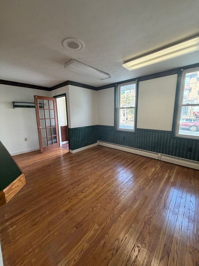Foto del edificio - 247 S 8th St