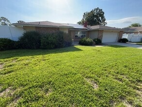 Building Photo - 8155 Bluestar Cir