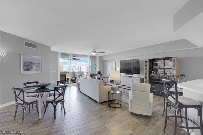 Foto del edificio - 300 Dunes Blvd