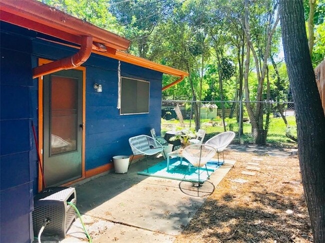 Building Photo - 3508 Southridge Dr