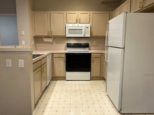 Foto del edificio - Comfortable 2 Bed 2 Bath Ground-Level Condo in Fort Collins