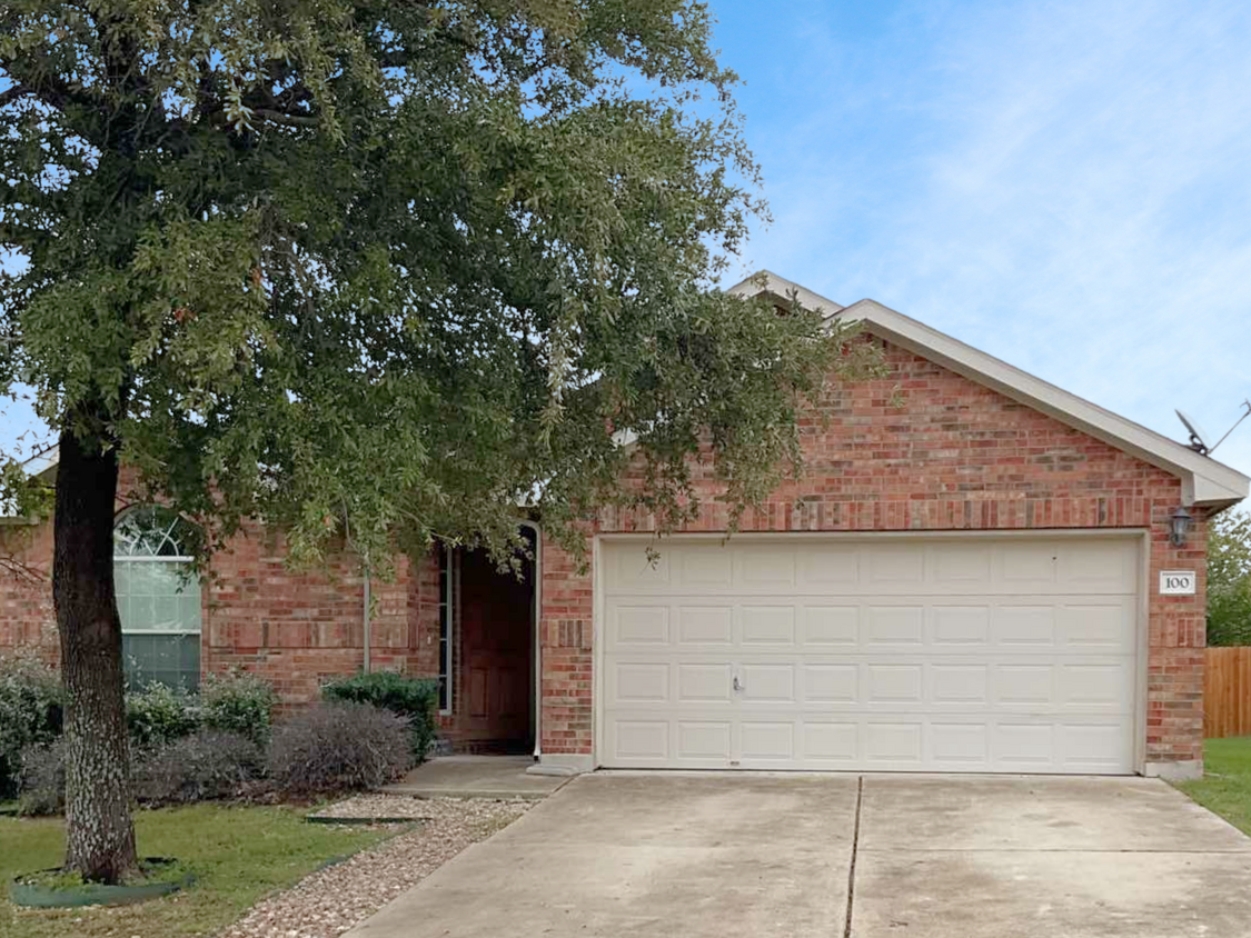 Foto principal - 100 S Treasure Oaks Dr
