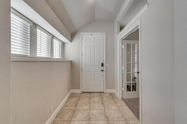 Foto del edificio - 333 White Tail Ln