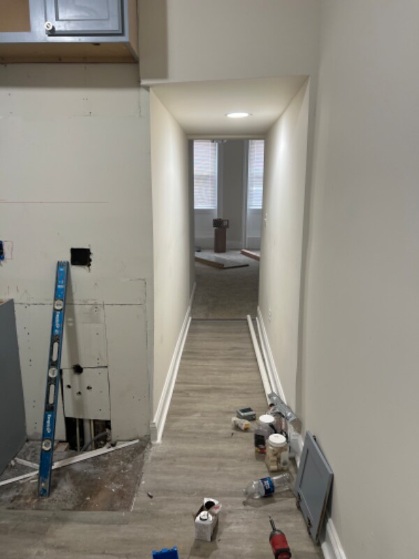 Building Photo - 910 N Arlington Ave