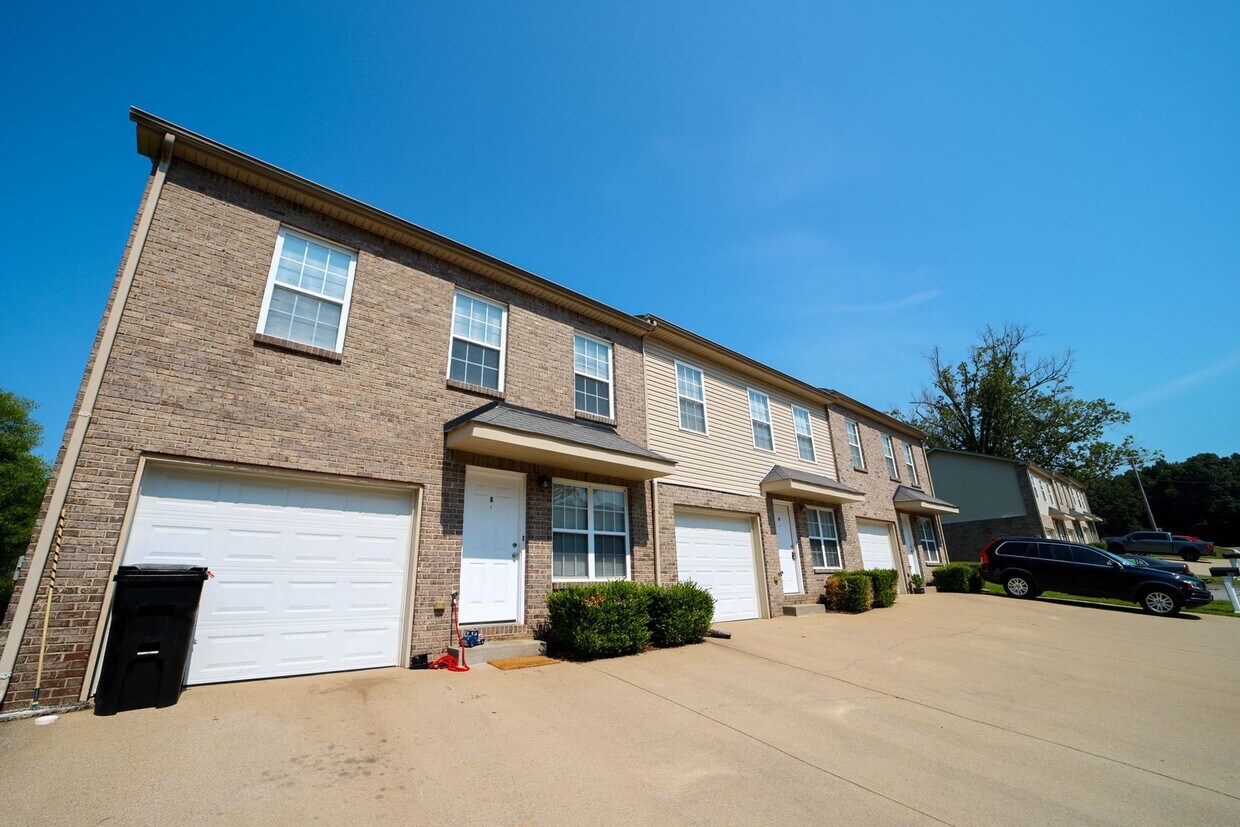Primary Photo - 106 Sango Place Villas Dr