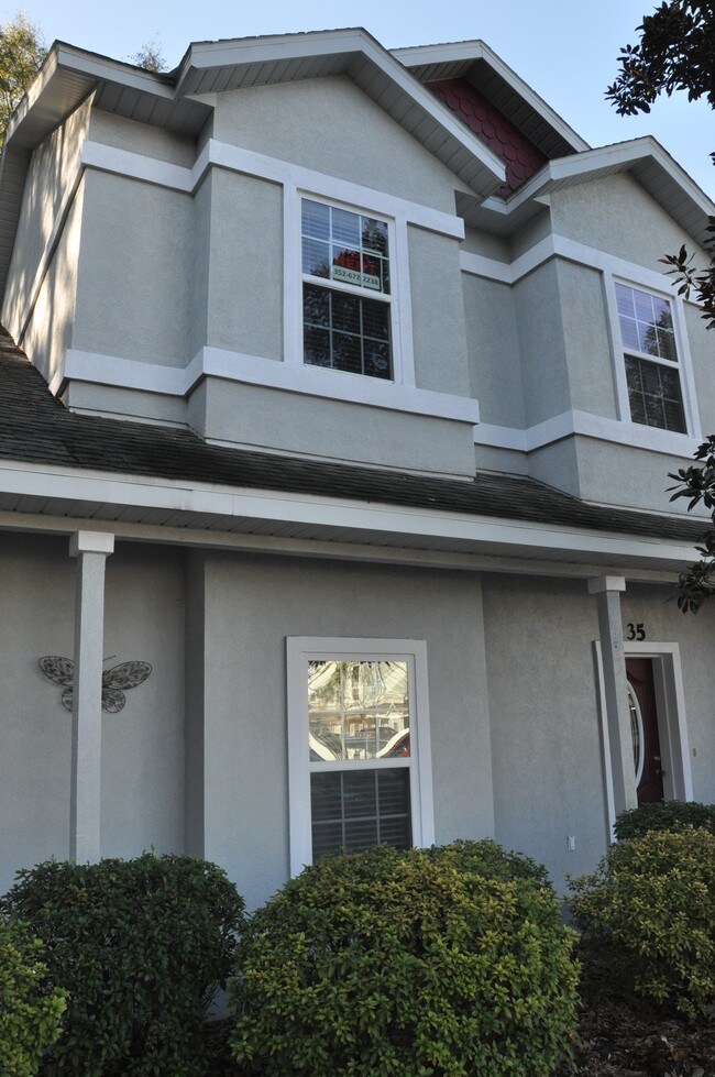 Building Photo - 358 SW 145th Dr