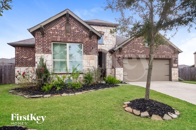 Building Photo - 21902 Richard Glen Dr