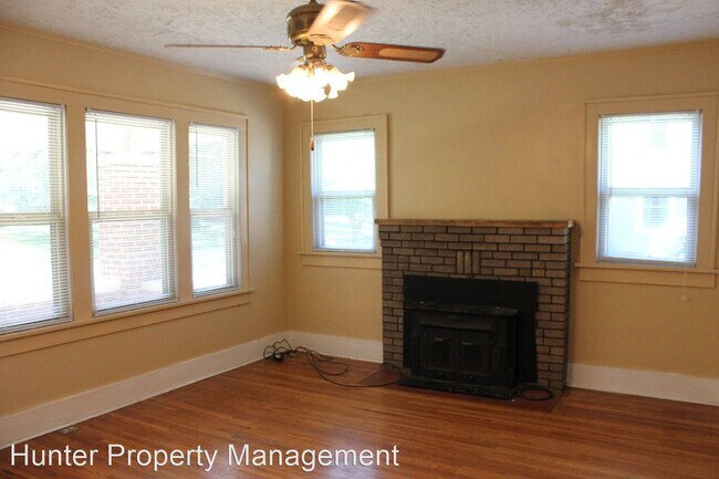 Building Photo - 3 br, 2 bath House - 835 S. Kickapoo