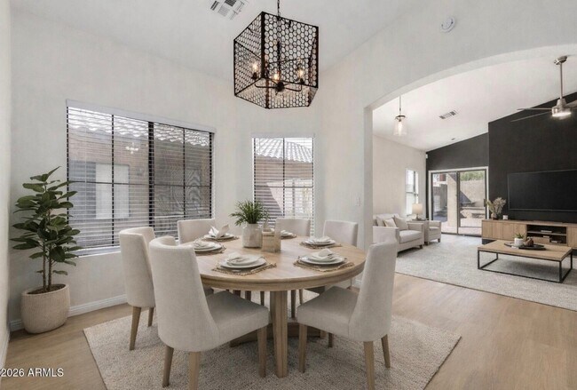 Foto del edificio - 8782 W Shaw Butte Dr