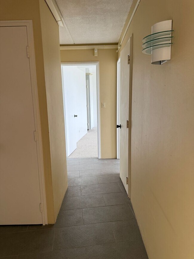 Foto del edificio - 2 bedroom at the Marco Polo for $2,700.00