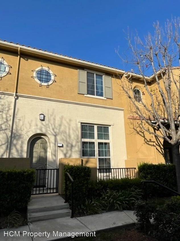 Primary Photo - 3 br, 2.5 bath House - 7 Bonsall