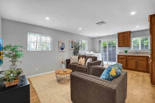 Living Room # 2 - 813 Carhart Ave