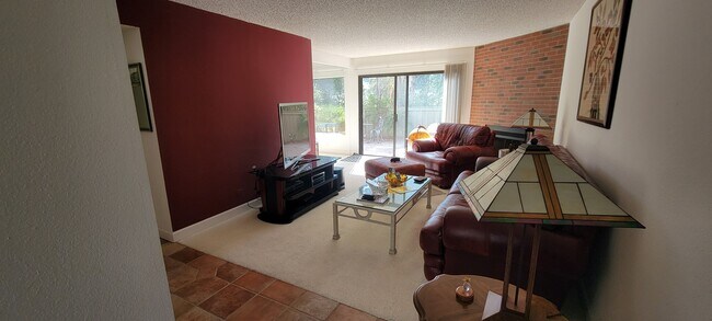 Foto del edificio - 8024 Caminito Gianna