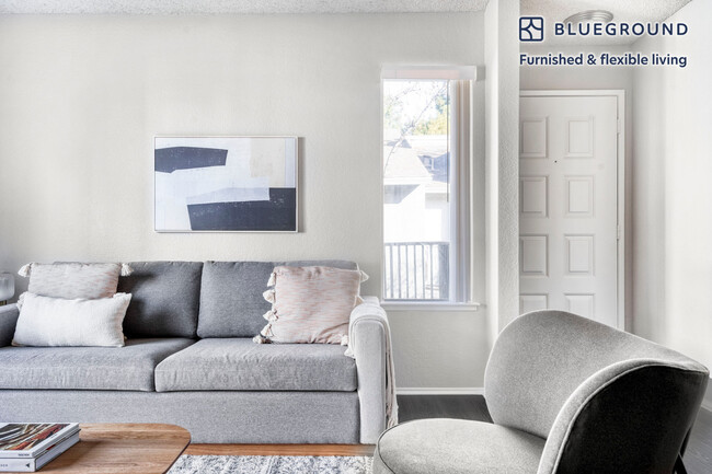 Foto del edificio - 942 Willowleaf Dr