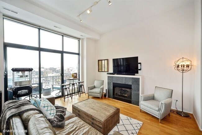 Foto del edificio - 3631 N Halsted St