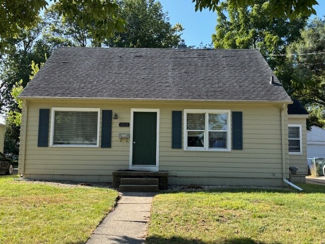 Vista frontal de la casa - 1315 Hammond St