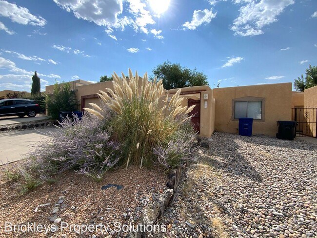 Building Photo - 2 br, 2 bath House - 4929 Osuna Pl NE