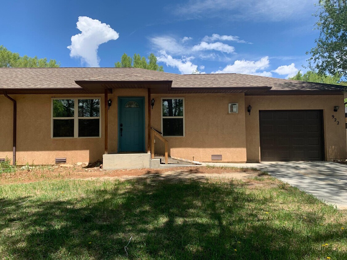 922 W Main St, Buena Vista, CO 81211 Townhome Rentals in Buena Vista