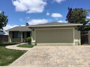 Building Photo - 39821 Wyatt Ln